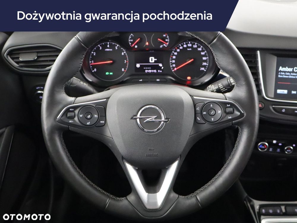 Opel Crossland X - 17