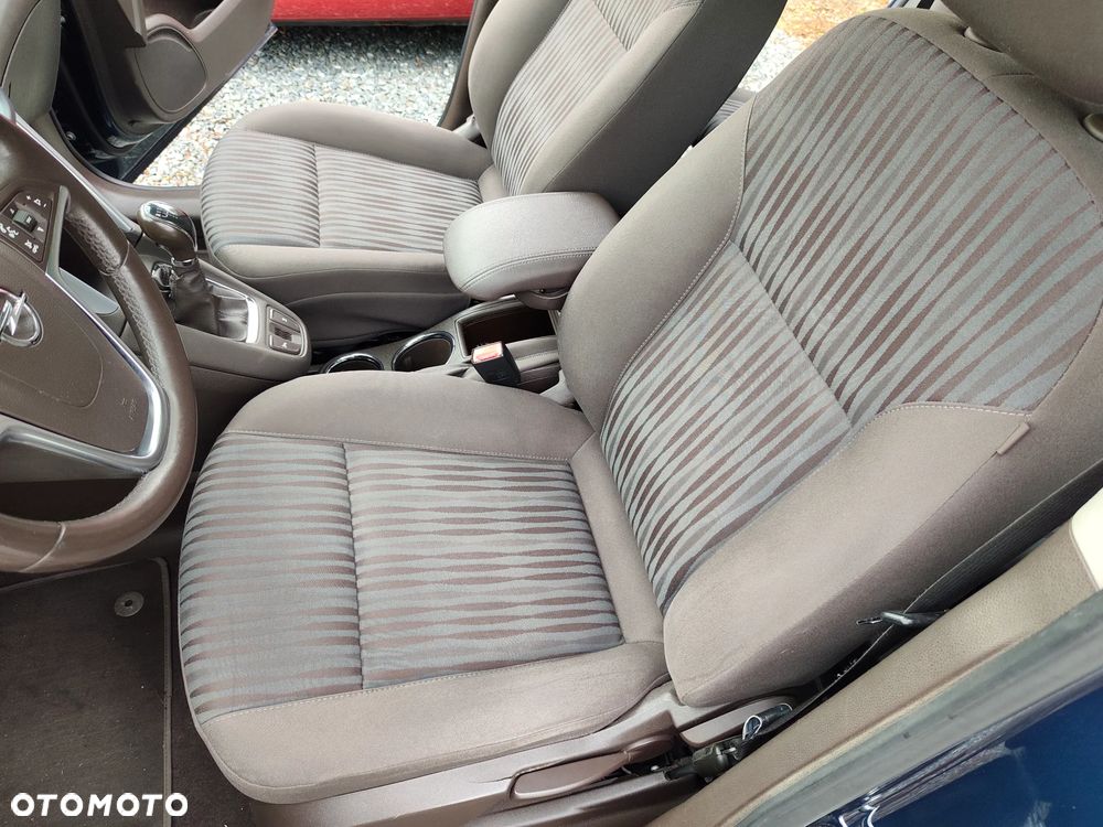 Opel Zafira - 19