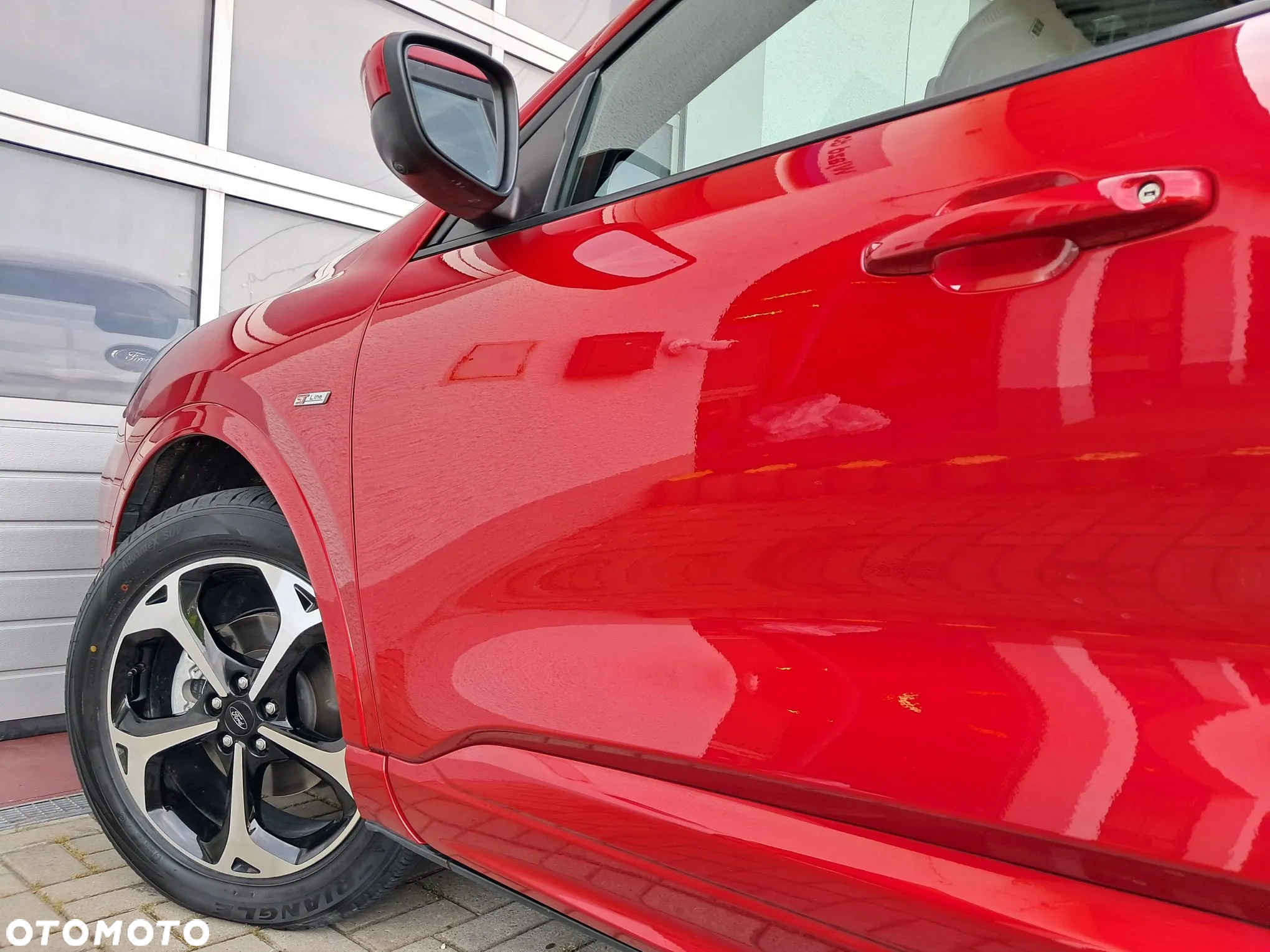 Ford Escape 2.0 EcoBoost AWD Titanium - 33