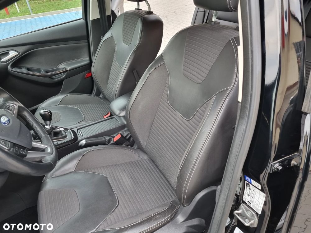 Ford Focus 2.0 TDCi Titanium ASS - 17