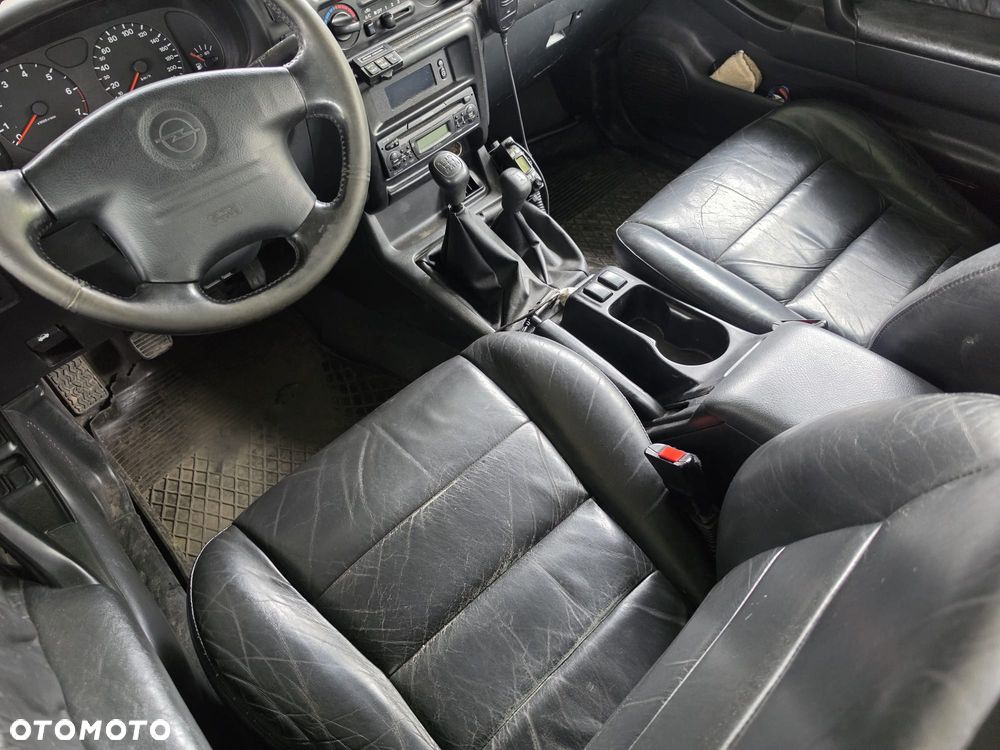 Opel Frontera 2.2 SE Base - 17