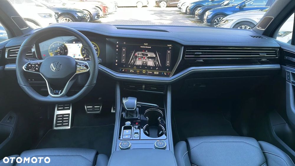 Volkswagen Touareg - 16