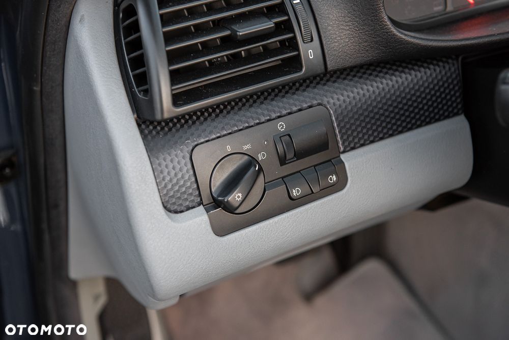 BMW Seria 3 330 Ci - 16