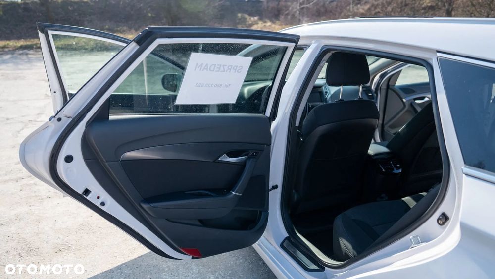 Hyundai i40 Kombi 1.7 CRDi Style - 10