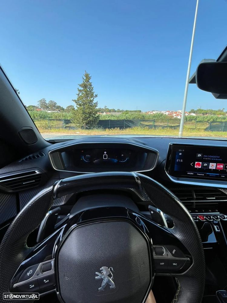 Peugeot 2008 - 21