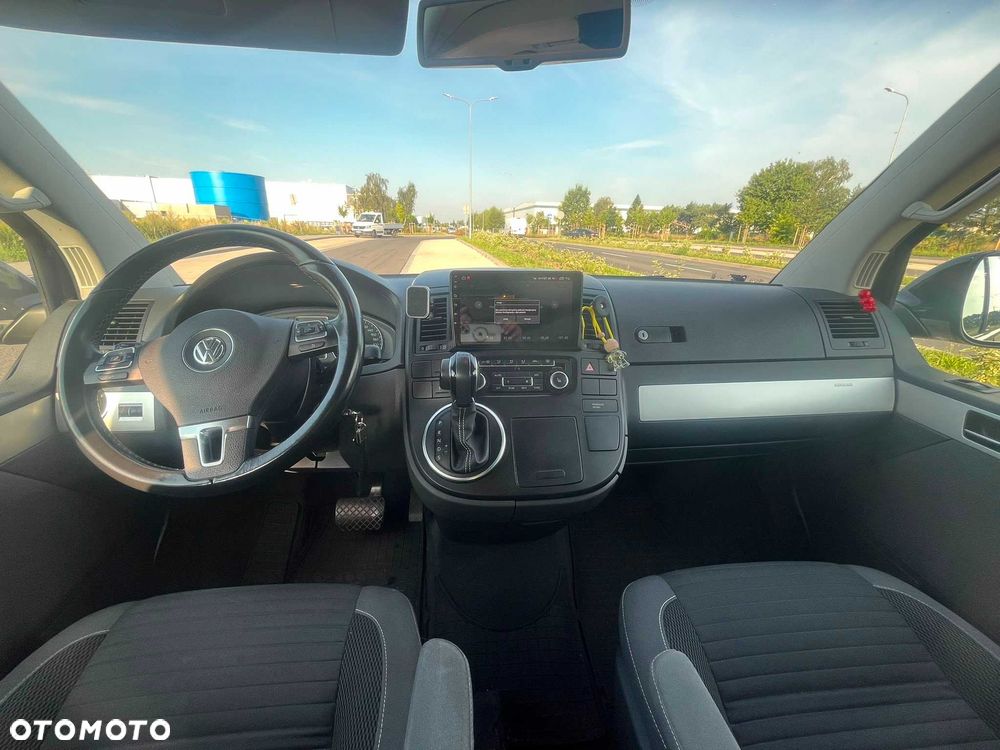 Volkswagen Multivan - 4