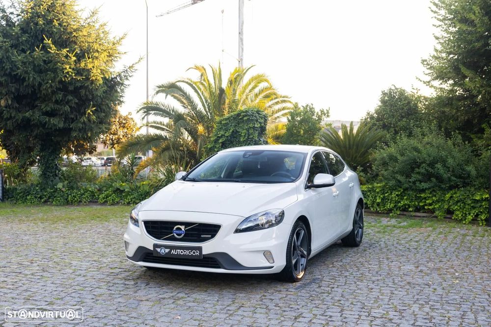 Volvo V40 1.6 D2 R-Design - 2
