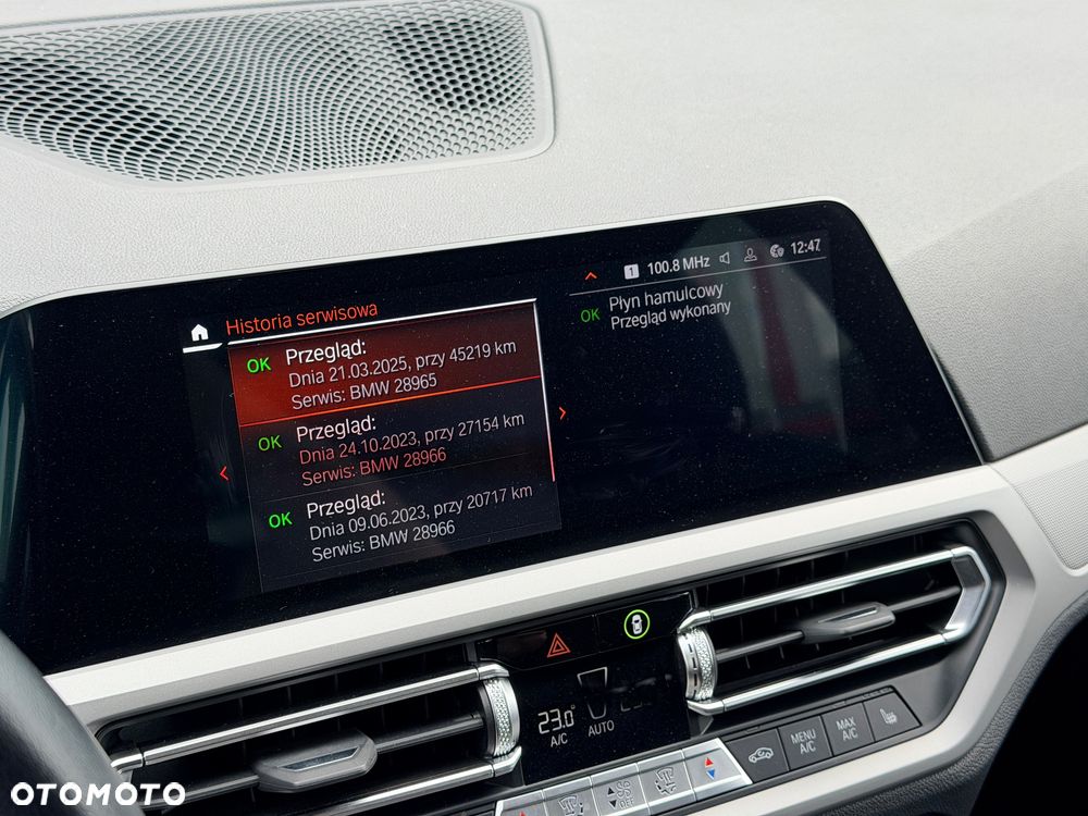 BMW Seria 3 318i - 28