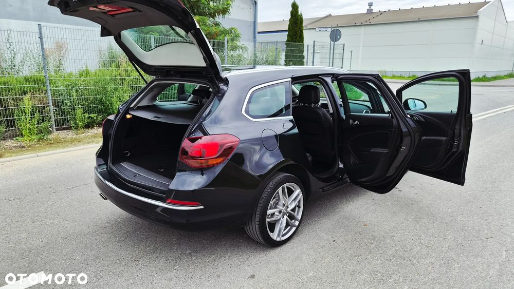 Opel Astra 1.4 T Cosmo - 9