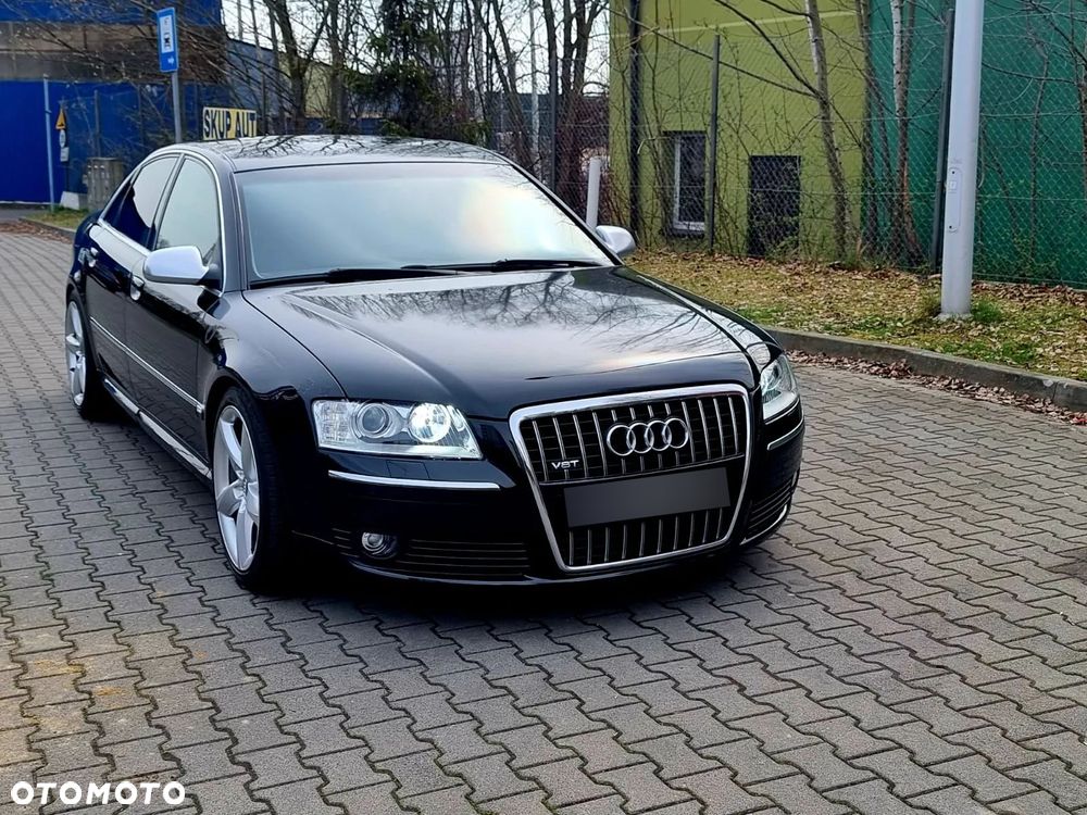 Audi A8 4.2 TDI Quattro - 1