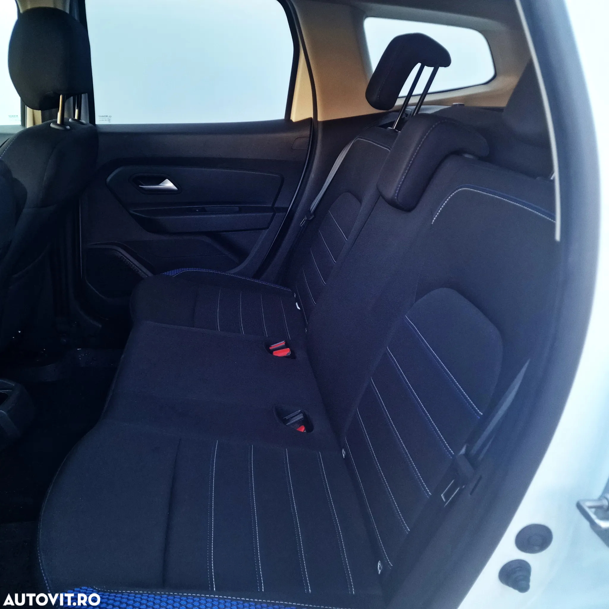 Dacia Duster 1.5 Blue dCi 4WD SL BlueLine - 12