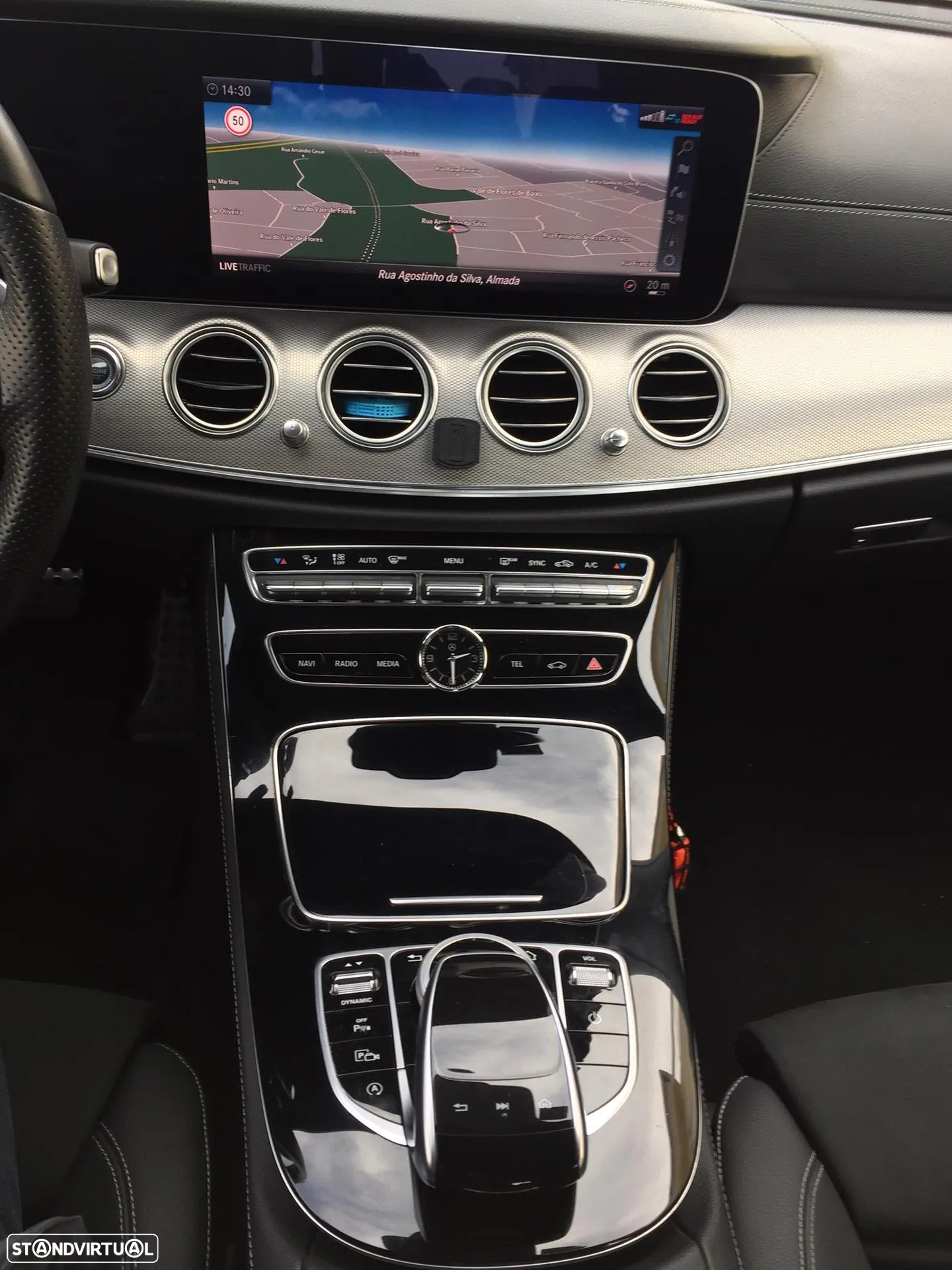 Mercedes-Benz E 220 d AMG Line - 9