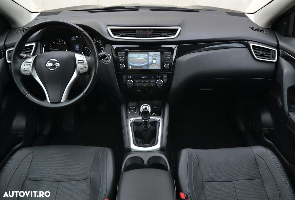 Nissan Qashqai 1.5 DCI TEKNA - 10