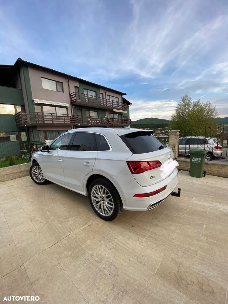 Audi Q5 2.0 40 TDI quattro S tronic Sport - 4