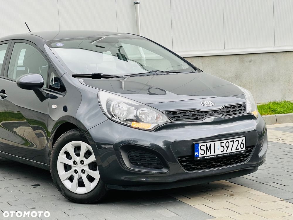 Kia Rio - 15