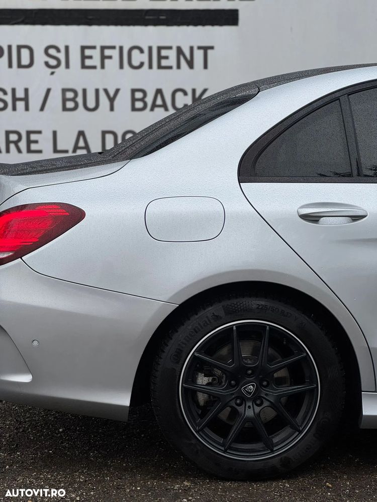 Mercedes-Benz C - 27