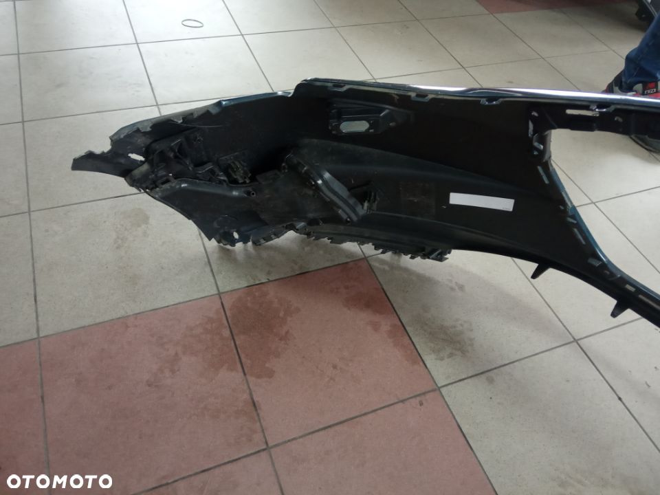 Audi e tron 18 - zderzak przedni przód - 2