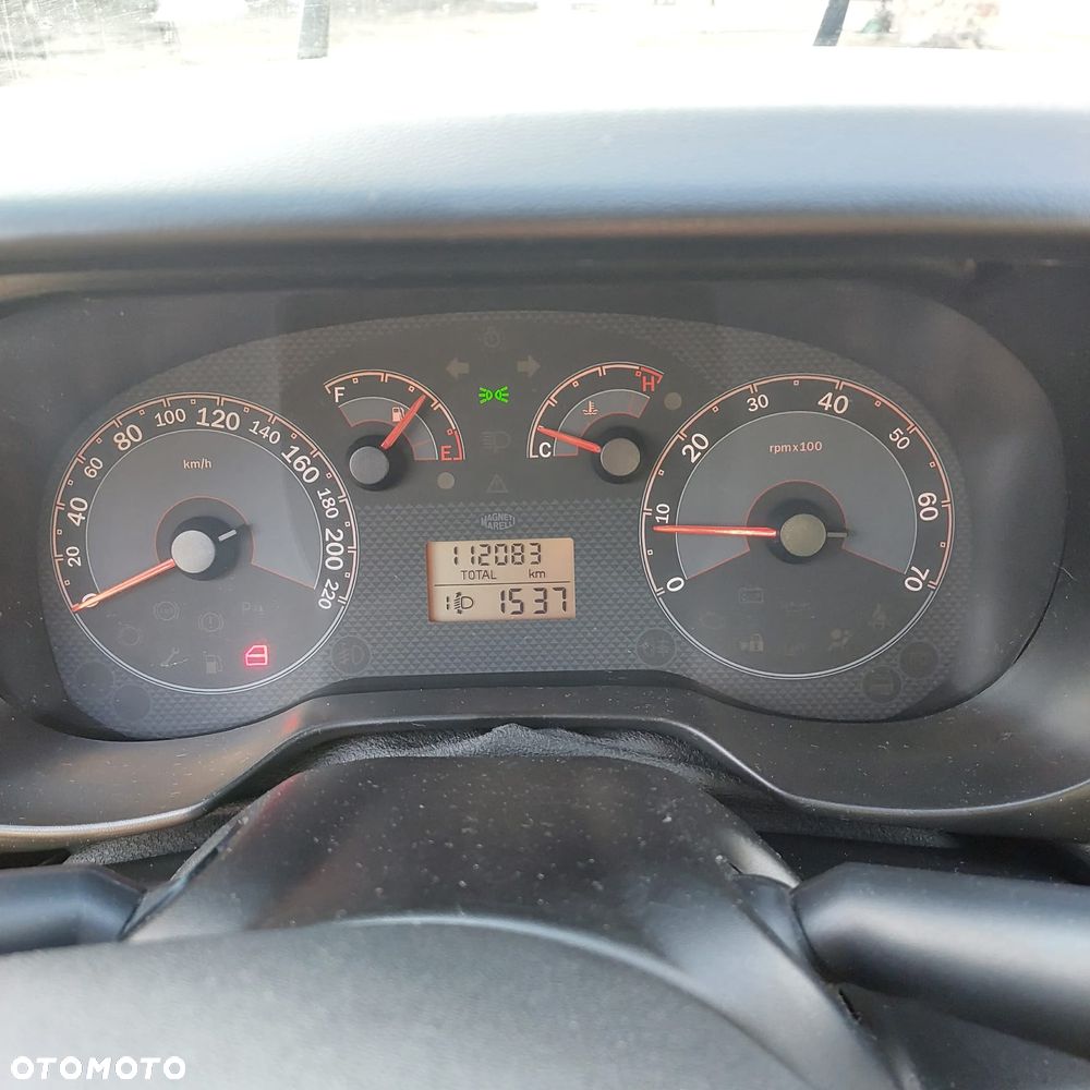 Fiat Linea 1.4 Active - 14