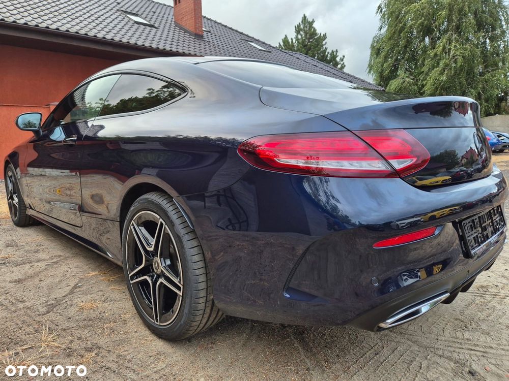 Mercedes-Benz Klasa C 300 d Coupe 9G-TRONIC AMG Line - 13