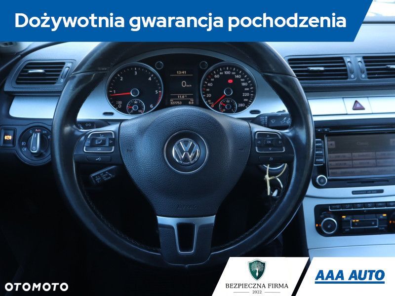 Volkswagen Passat CC - 21