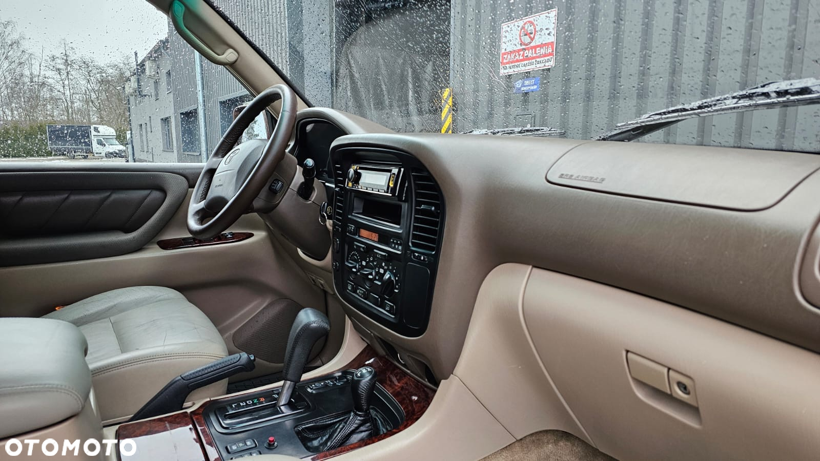 Toyota Land Cruiser 4.7 V8 - 24