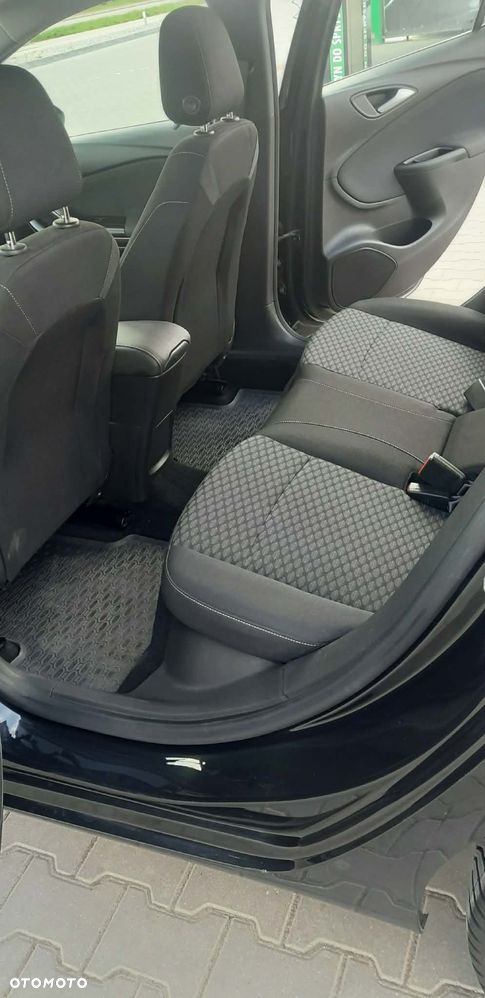 Opel Astra 1.4 T Enjoy - 11