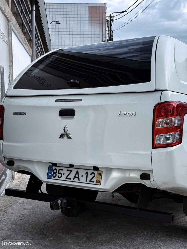 Mitsubishi L200 2.4 DI-D Club Invite 4WD - 10