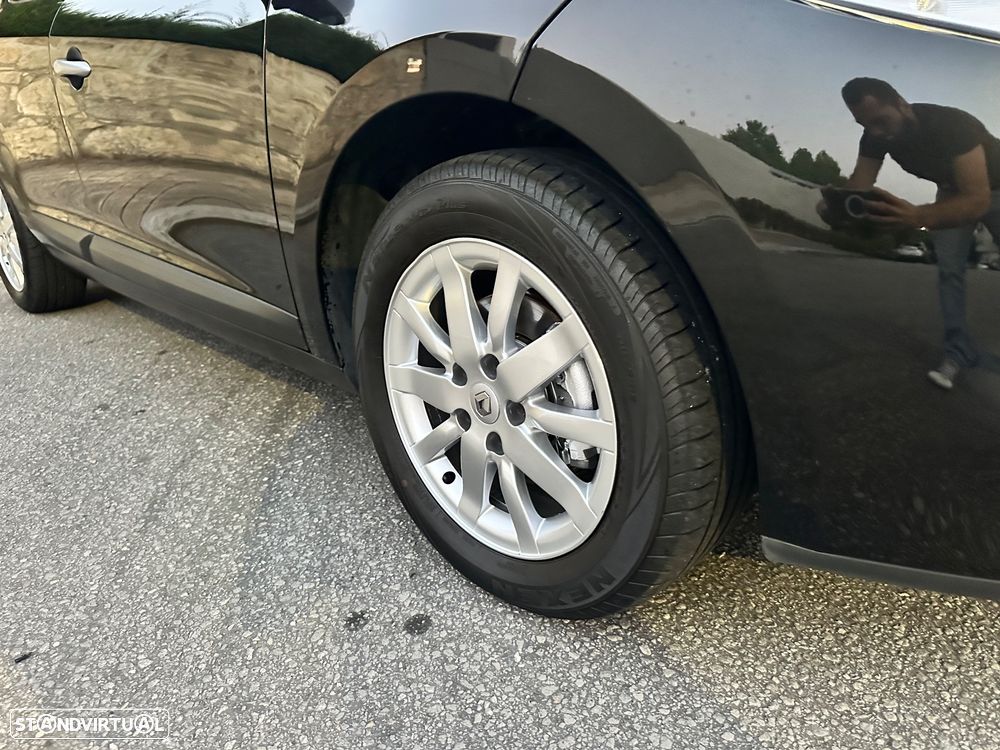 Renault Mégane 1.5 dCi Dynamique S - 15