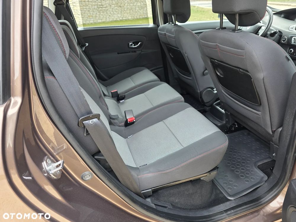 Renault Scenic dCi 110 LIMITED - 12