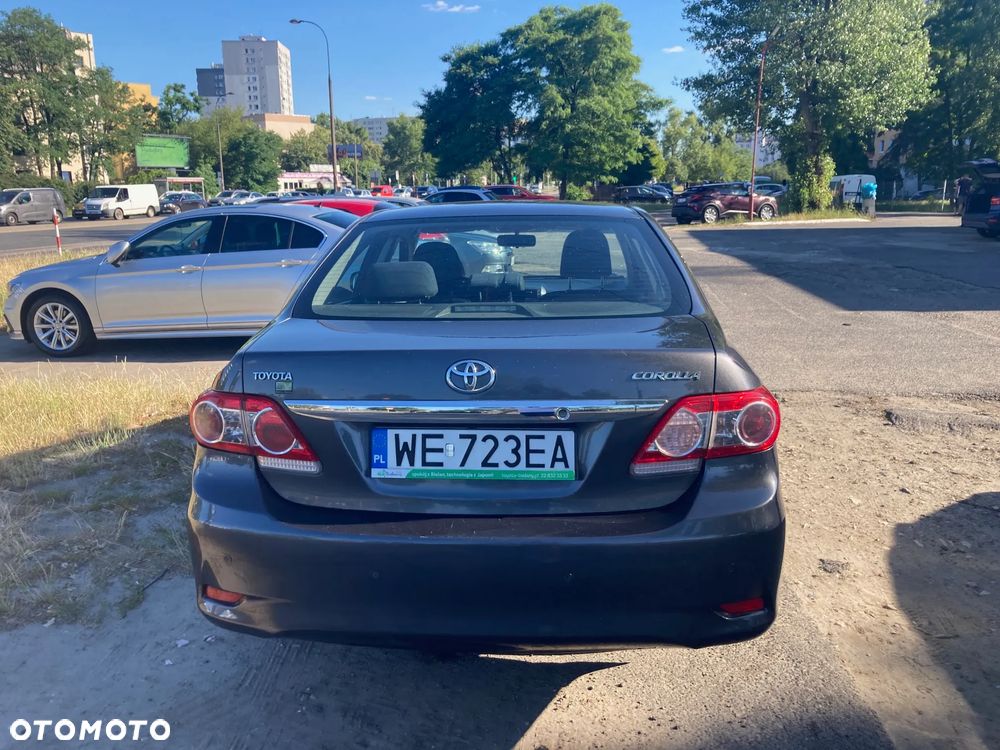 Toyota Corolla 1.6 Premium - 3