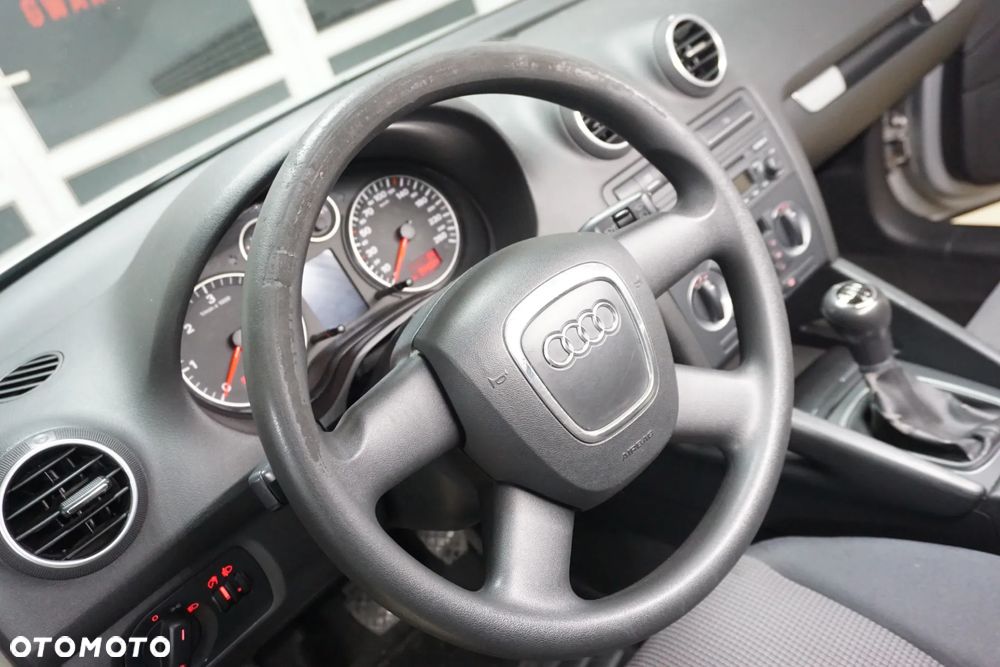 Audi A3 Sportback 1.9 TDI Ambition - 19