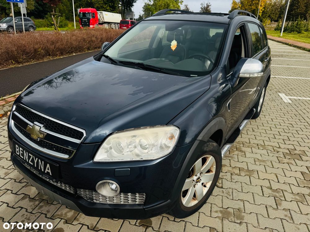 Chevrolet Captiva 2.4 4WD 7 Sitzer LT - 3
