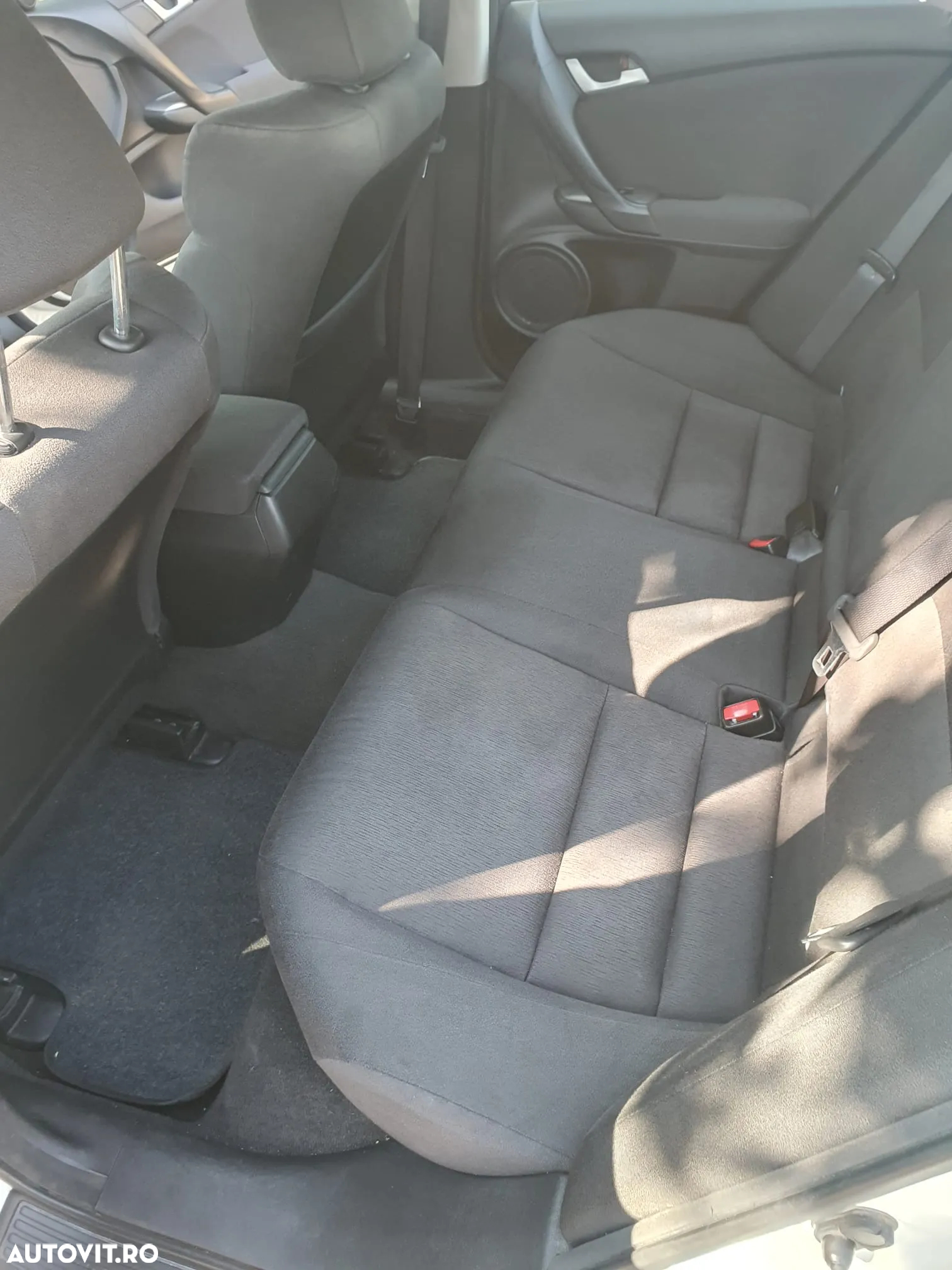 Honda Accord 2.0i Automatic Comfort - 18