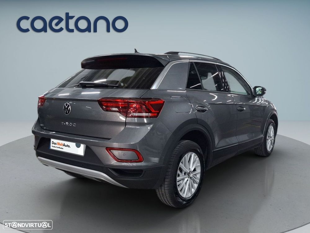 Volkswagen T-Roc 1.0 TSI Life — fotografia 8