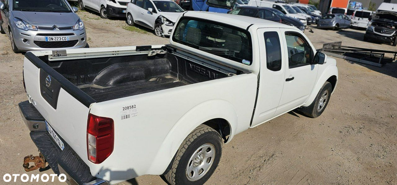 Nissan Navara - 12