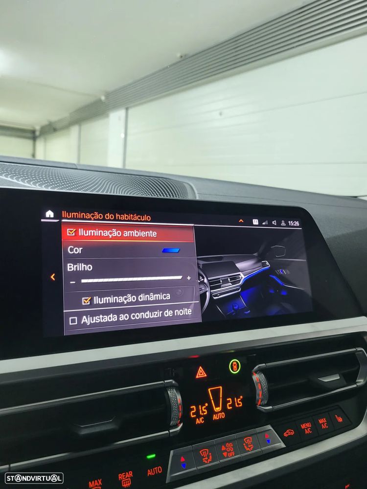 BMW 318 d Luxury Line - 48