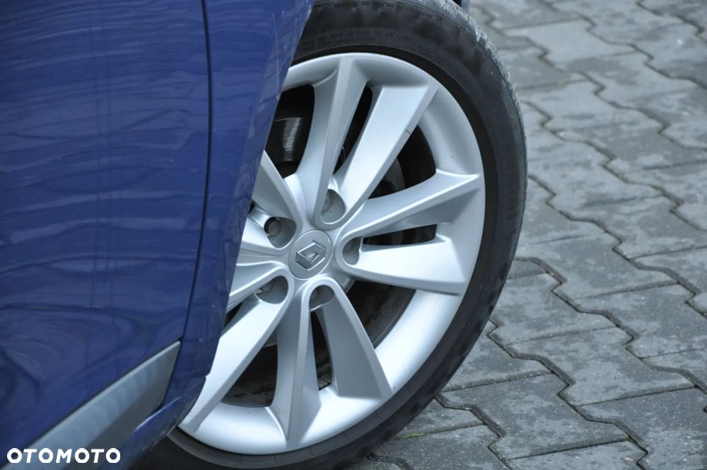 Renault Megane TCe 130 Dynamique - 23