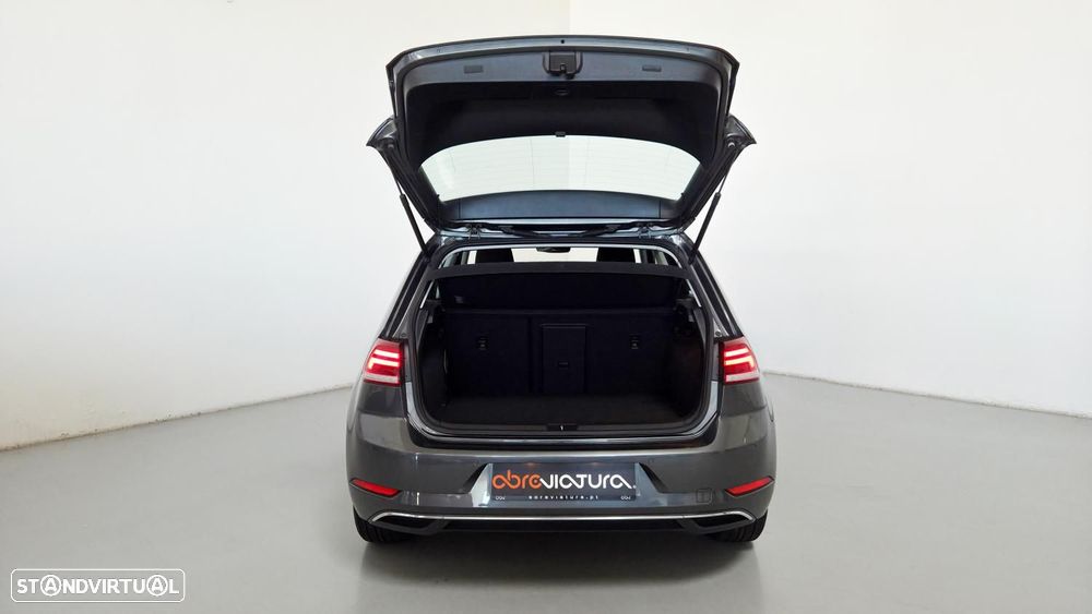 VW Golf 1.0 TSI Confortline - 9
