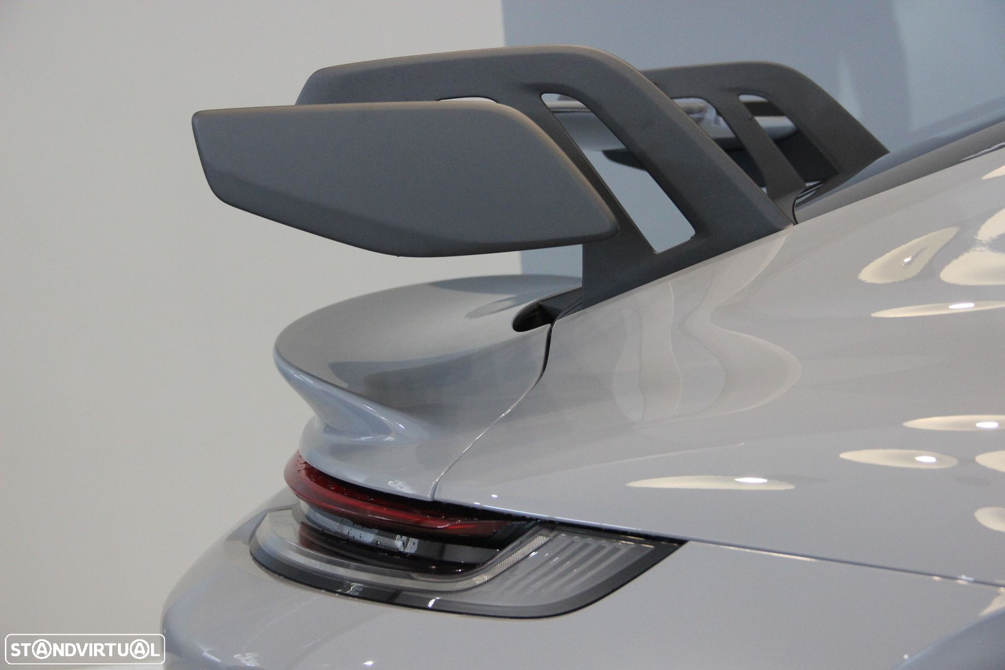 Porsche 911 (992) - 6