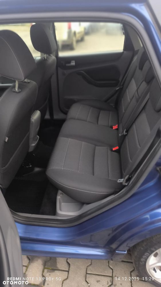 Ford Focus 1.8 Titanium - 25