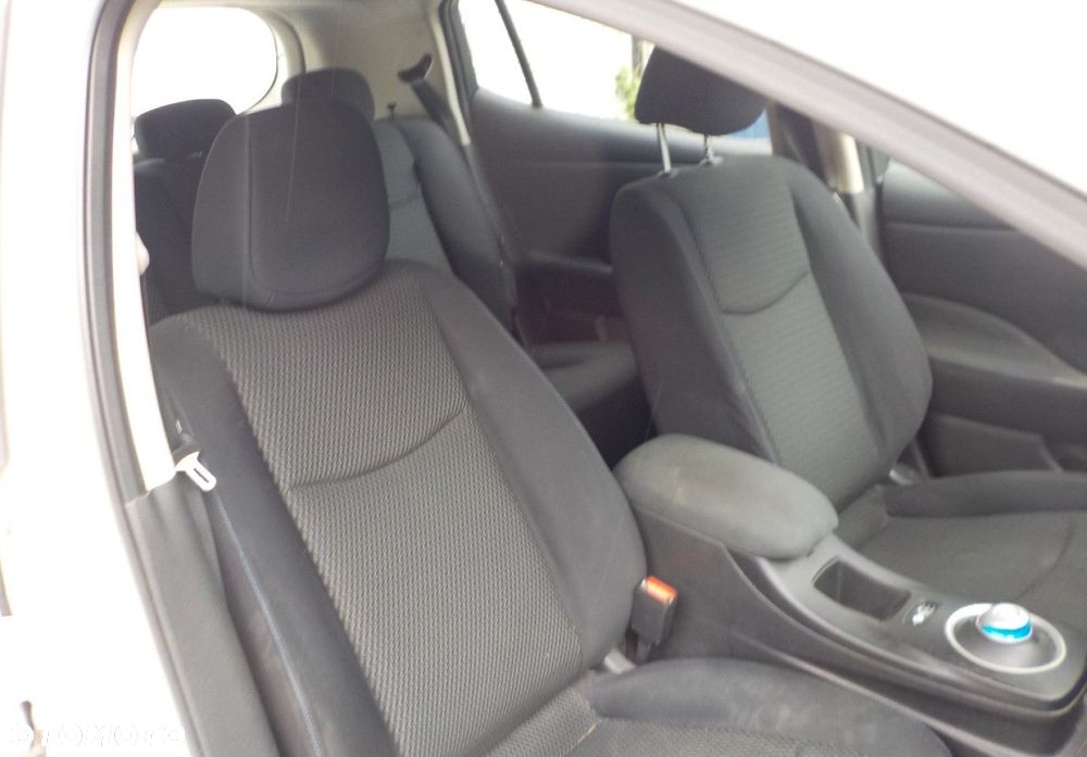 Nissan Leaf - 15