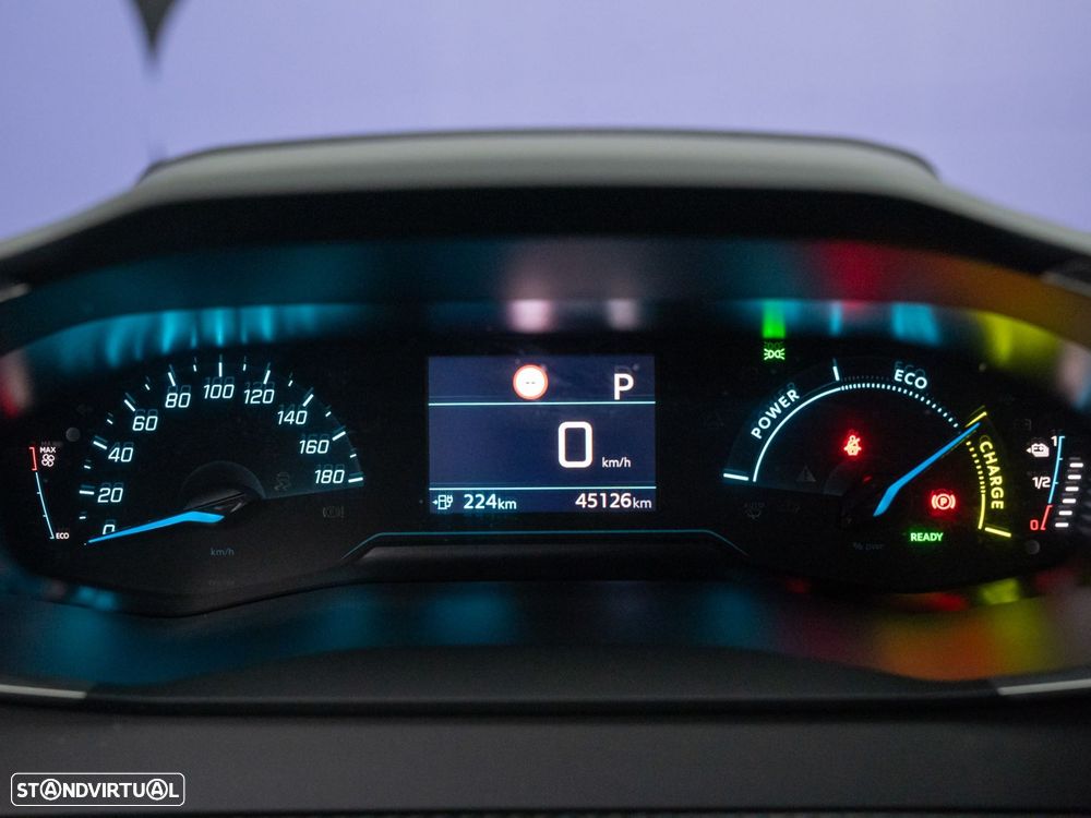 Peugeot e-208 50 kWh Active Pack — fotografia 16