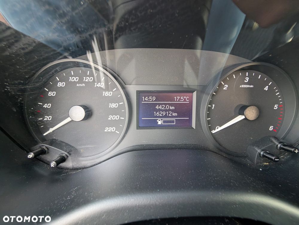 Mercedes-Benz Vito - 12
