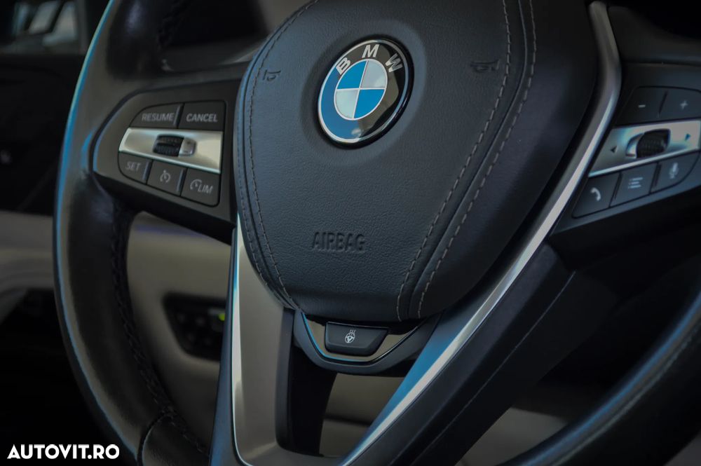 BMW X5 xDrive30d xLine - 41