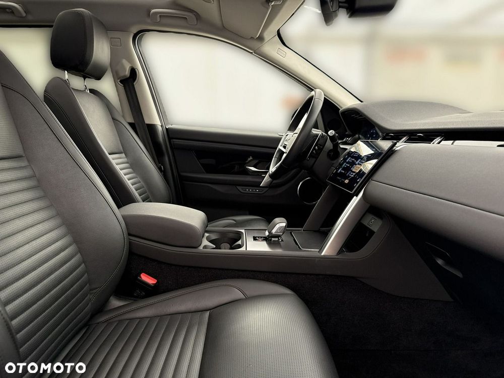 Land Rover Discovery Sport - 22