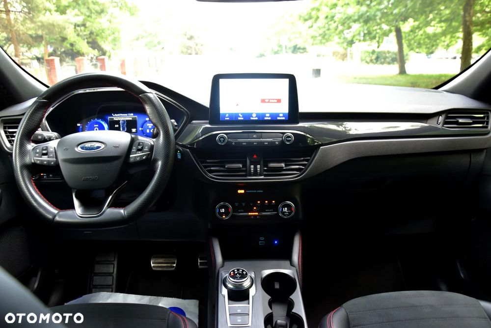 Ford Kuga 2.5P PHEV FWD ST-Line X - 24