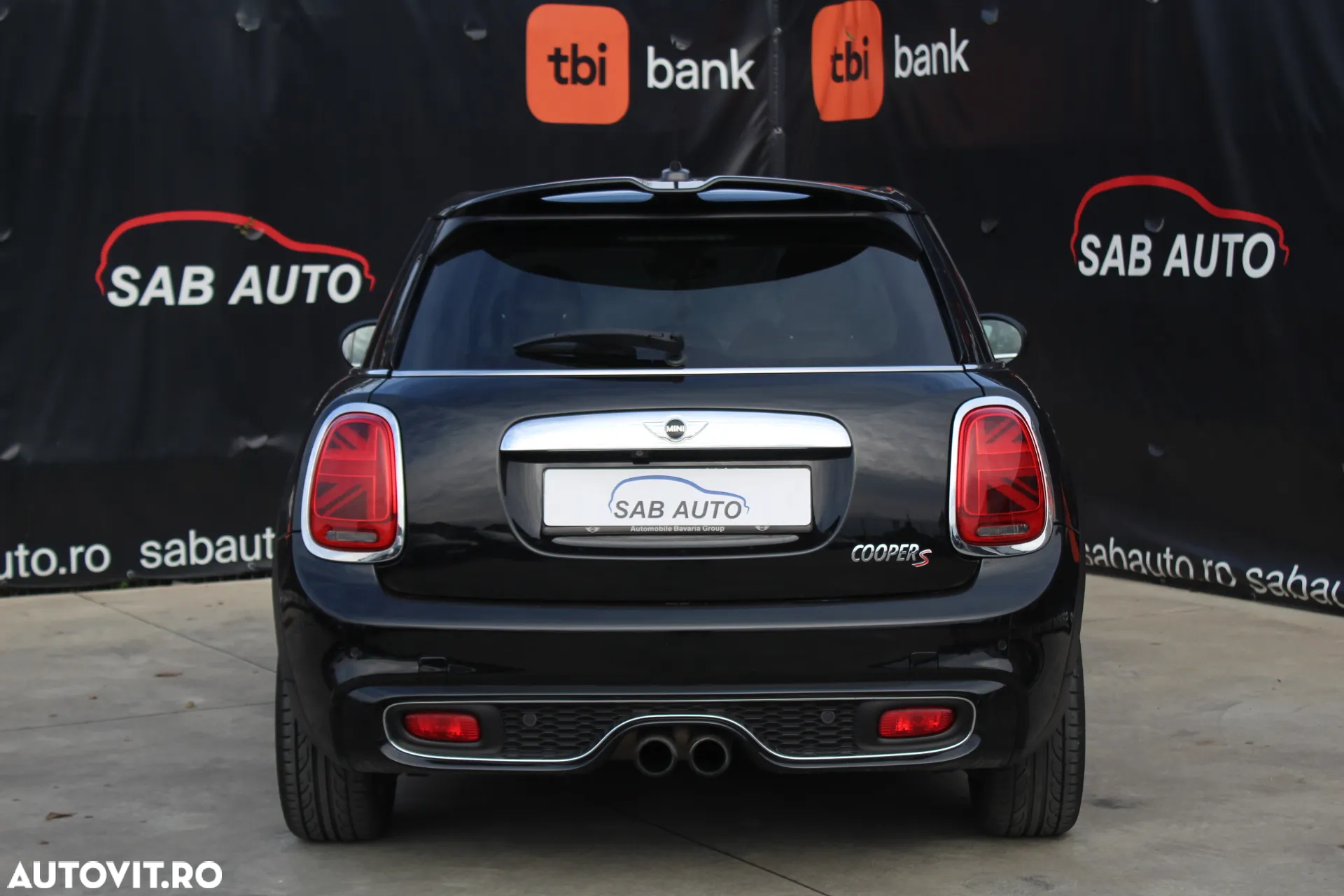 Mini Cooper S Standard - 17