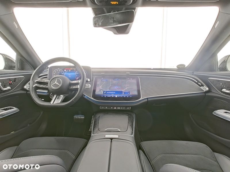 Mercedes-Benz Klasa E 200 9G-TRONIC AMG Line NIGHT Edition - 6