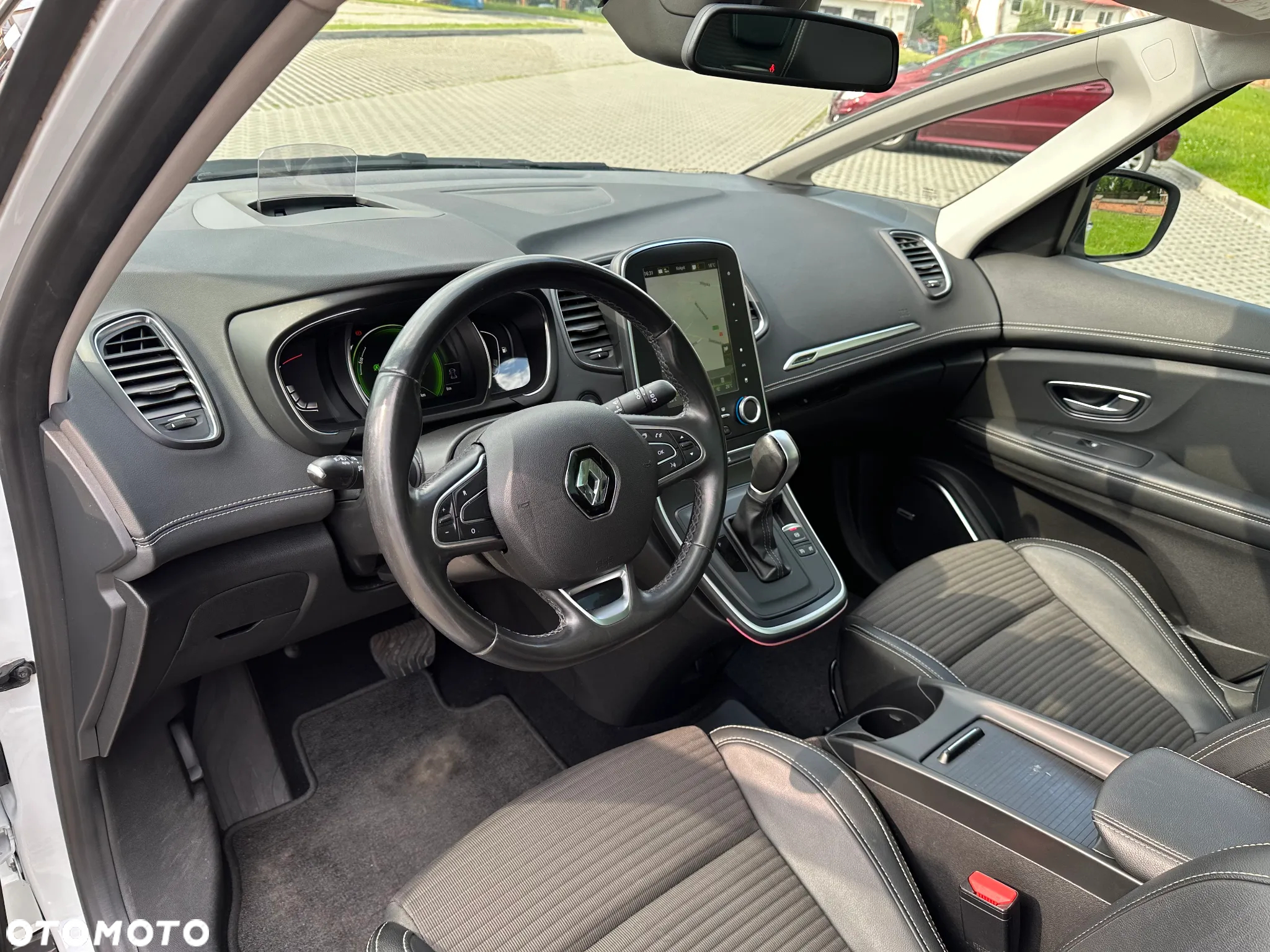 Renault Scenic 1.6 dCi Bose EDC - 4