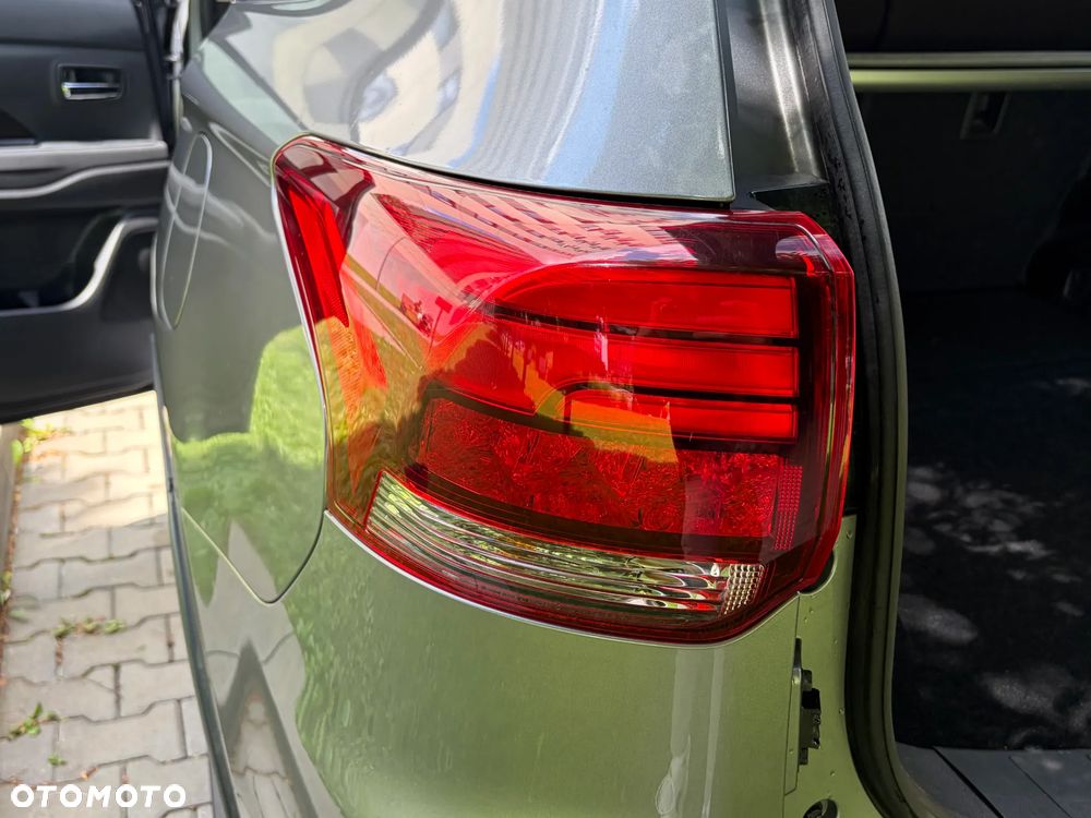 Mitsubishi Outlander 2.0 Intense 4WD CVT - 11